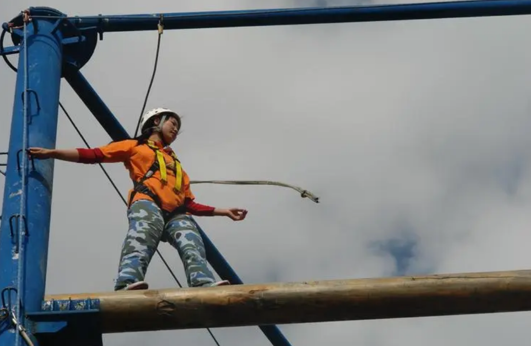 廣州拓展項(xiàng)目-高空獨(dú)木橋