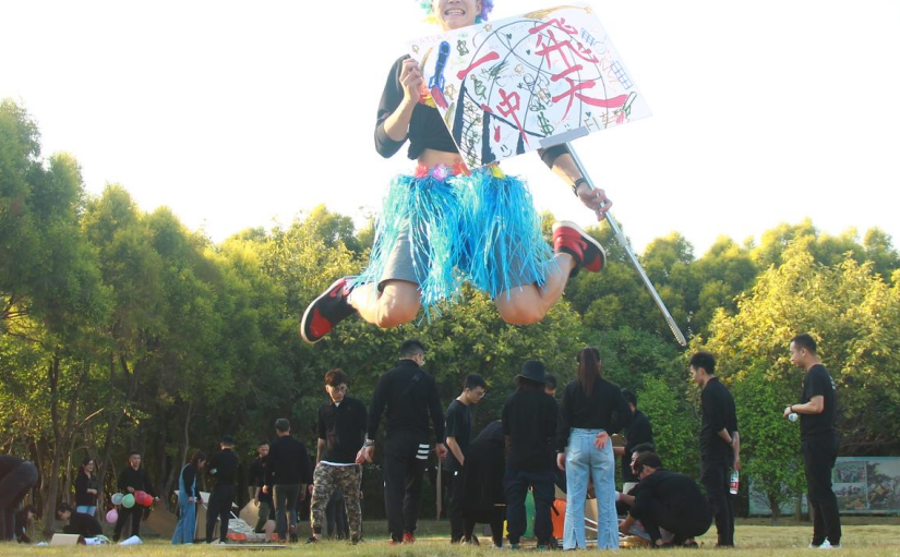 廣州團(tuán)建游戲-落難月球